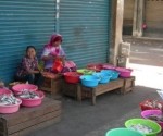 دير بوذي يستقبل المشردين إثر ارتفاع أسعار العقارات في بورما