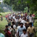 خلال شهر واحد.. قوات ميانمار تحرق 6 قرى للروهنغيا وتقتل 65 مسلمًا