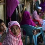 فرار 50 ألفا من مسلمي الروهنغيا إلى بنغلاديش من ميانمار هربا من قمع الجيش