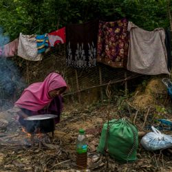 فيديو | اللاجئون الروهنغيا.. يهربون من الدمار إلى ظروف معيشية صعبة