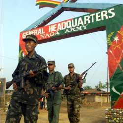 جيش ميانمار يواصل إحراق ما تبقى من منازل الروهنغيا بضواحي مدينة منغدو