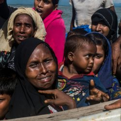 ارتفاع عدد ضحايا غرق قارب كان يقلّ لاجئين روهنغيا إلى 12 غريقا