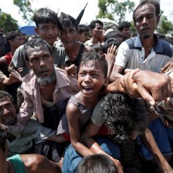 “نيويورك تايمز”: مسلمو الروهنغيا يواصلون الفرار من ميانمار إلى بنغلادش