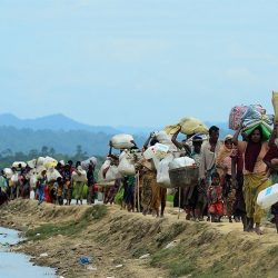 الأمم المتحدة: أقلية الروهنغيا تبني رماثات للفرار من ميانمار