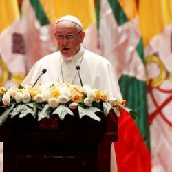 زيارة قائد جيش ميانمار لبابا الفاتيكان تكشف عن وجود صراع سلطة في البلاد