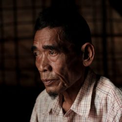 تسليم صحافي ميانماري جائزة كيت ويب 2017 لتغطيته أزمة الروهنغيا