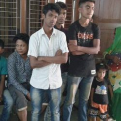 طرد أسرة شرطي في ميانمار من مسكنها بعد شهادته عن الإيقاع بصحفيي رويترز