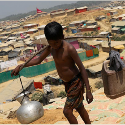 احتجاج سلمي يقابل المسؤول الميانماري الزائر مخيمات الروهنغيا ببنغلادش