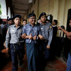 شاهد من شرطة ميانمار: الشرطة اطلعت على محتويات هواتف صحفيي رويترز دون إذن