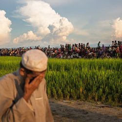 فريق مركز الملك سلمان للإغاثة يتفقد مشاريعه الإنسانية المنفذة للاجئين الروهنغيا في بنغلادش