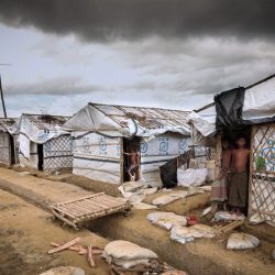 الأمطار الغزيرة تغمر مخيمات اللاجئين الروهنغيا في بنغلادش
