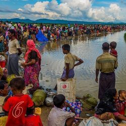 بنغلادش تستعد لنقل 100 ألف لاجئ روهنغي إلى جزيرة نائية رغم التحذيرات