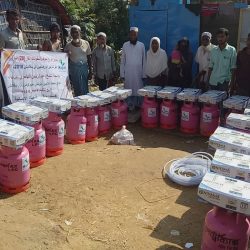 الهلال الأحمر الكويتي يوزع سلال غذائية لـ 20 ألف لاجئ روهنغي في بنغلادش