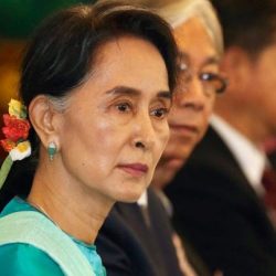مهاتير محمد: زعيمة ميانمار تبرر ما لا يمكن تبريره