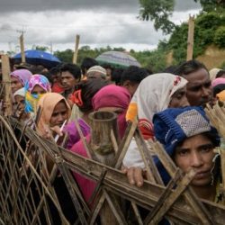 بنغلادش تبدأ نقل اللاجئين الروهنغيا إلى جزيرة نائية الشهر المقبل
