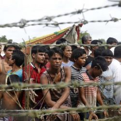 بنغلادش تعلن بدء عملية نقل اللاجئين الروهنغيا لجزيرة وسط مخاوف دولية