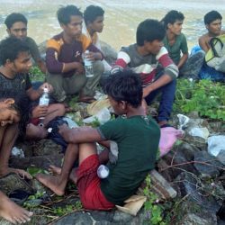 بنغلاديش توقف 27 روهنغيا أثناء محاولتهم الوصول لماليزيا