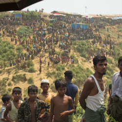 انتقادات لبنغلادش بعدم تقدير عواقب نقل اللاجئين الروهنغيا إلى جزيرة نائية