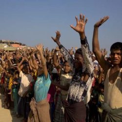 الأناضول تقابل صبية روهنغيين معتقلين في ميانمار