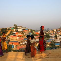 بنغلادش تعلن منح فرص التعليم لأبناء الروهنغيا