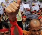 البرلمان البورمي يستجوب النائب الروهنجي عبد الرزاق شون مونغ