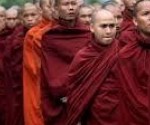 حكومة ميانمار تعتذر للرهبان البوذيين
