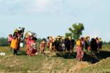 بالصور.. استمرار الهروب الجماعي لمسلمي الروهنغيا من ميانمار إلى بنغلادش