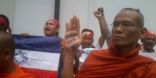 البوذيون في ميانمار يبيدون مسلمي الروهنجيا بسبب الإسلام