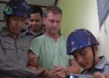 ميانمار تسجن هولندياً 3 أشهر قطع اسلاك مكبرات الصوت في معبد بوذي
