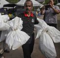استخراج جثث جديدة للاجئين الروهنجيا في ماليزيا